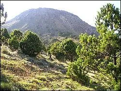 Point culminant d'Amrique Centrale, je m'appelle 'le Tajamulco', volcan actif, culminant  4 220 m. Dans quel pays suis-je situ ?