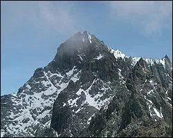 Nomm Pic Bolivar, 4 981 m de haut, situ dans les Andes, je suis le point culminant d'un pays d'Amrique du Sud, lequel ?