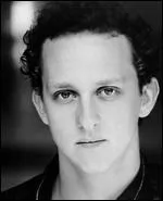 Quel rle Lo Bill tient-il ?