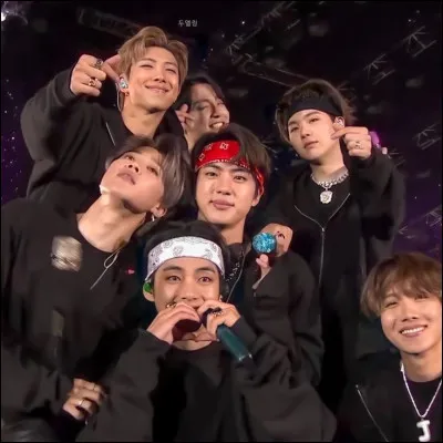 Qui est le plus jeune du groupe ?