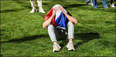 En cas de défaite de la France (ne soyons pas pessimistes), combien d'étoiles portera l'équipe adverse ?