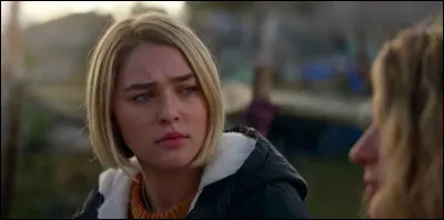 Voici Izzy. Dans quelle série peut-on la voir jouer ?