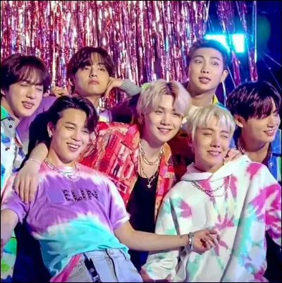 Qui sont les deux membres qui sont de la même année ?