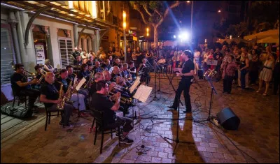 À quel ministre doit-on la Fête de la musique ?