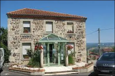 Nous sommes en Auvergne-Rhône-Alpes, à Saint-Babel. Commune de l'aire d'attraction Clermontoise, elle se situe dans le département ...