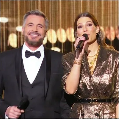 Quelle cérémonie de récompenses, créée en 1985, a été animée en 2022 par Laury Thilleman et Olivier Minne ?