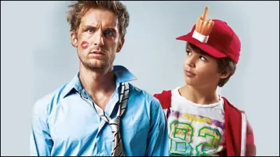 Quelle bande d'humoristes est à l'affiche des films "Babysitting" ?