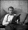 Paul Bowles. Compositeur, crivain amricain et voyageur amricain. Il a pass la majeure de sa vie au Maroc. Quelle est la capitale du Maroc ?