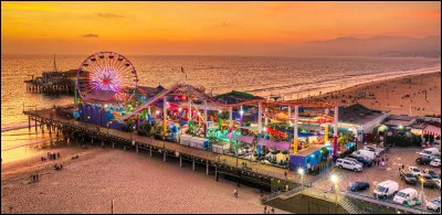 Ville : Quelle est cette célèbre plage à l'ouest de Los Angeles où l'on peut voir cette fameuse grande roue ?