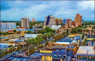 Insolite : Laquelle de ces anecdotes concernant la ville de Miami est inexacte ?