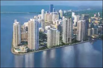 Économie : Quel fast-food possède son siège à Miami ?