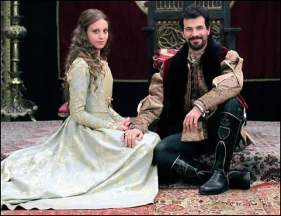 Sous qui Isabelle se retrouve-t-elle sous tutelle ?