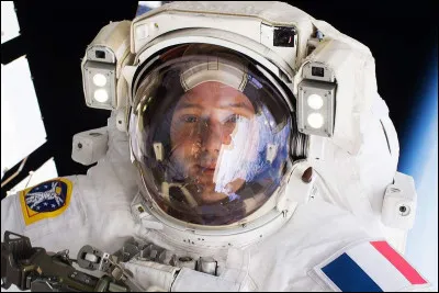 En ce moment, chez nous (en France), quel est le spationaute le plus connu ?