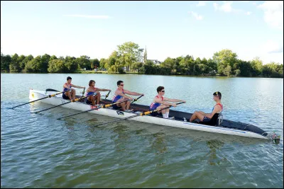 Quel nom donne-t-on au siège d'un bateau d'aviron ?