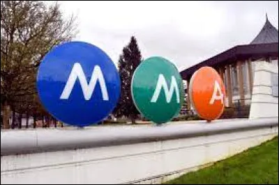 Complétez ce célèbre slogan : "MMA - Zéro tracas, zéro...