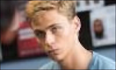 Qui interprète Bart Vallorta dans "Demain nous Appartient" ?