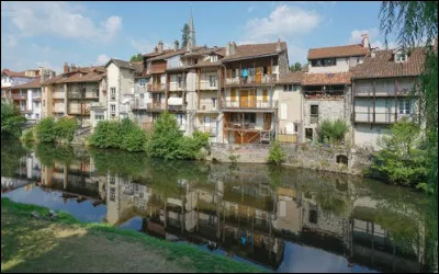 Dans quelle ville coule la Jordanne affluent de la Cère ?