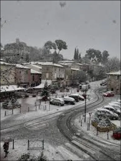 Ville Gardoise, Montfrin se situe en région ...