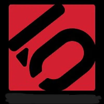 F - La marque est créée par Charles Cole en 1985. Elle est connue pour ses chaussures de sport et s'est associée avec Adidas. Qui est-elle ?