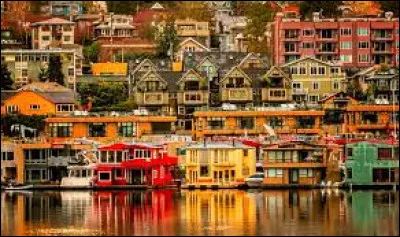 Insolite : Laquelle de ces anecdotes sur la ville de Seattle est fausse ?