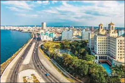 Histoire : lors de quel siècle le conquistador Diego Velázquez de Cuéllar a-t-il fondé la ville de La Havane ?