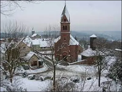 Je vous emmène en Alsace, à Lichtenberg. Village de l'arrondissement de Saverne, dans le parc naturel régional des Vosges du Nord, il se situe ...