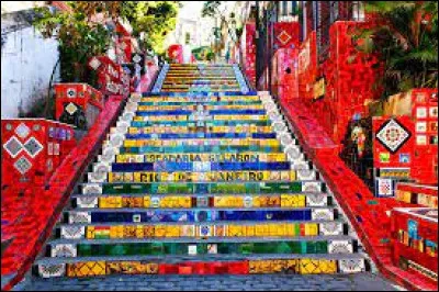 Ville : Comment s'appelle ce quartier typique et célèbre de Rio ?