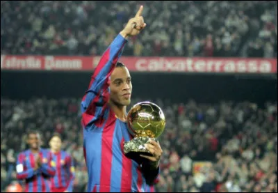 En quelle année Ronaldinho remporte-t-il le seul Ballon d'or de sa carrière ?