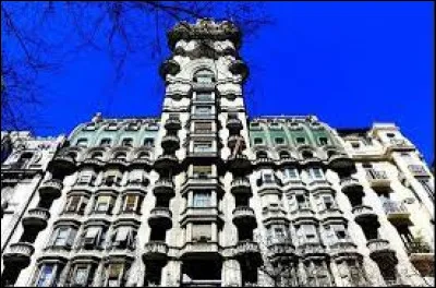 Insolite : Laquelle de ces anecdotes sur la ville de Buenos Aires est fausse ?