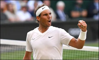 Lors de son premier Grand Chelem en 2003, Nadal joue à Wimbledon.