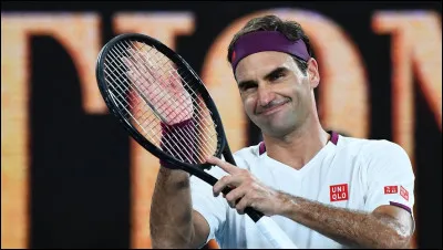 Sport : Roger Federer est le détenteur du plus grand nombre de victoires en simple messieurs à Wimbledon. Combien de fois a-t-il remporté ce tournoi ?