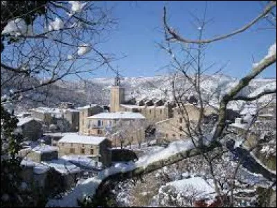 Village de l'aire d'attraction Pradéenne, dans le Conflent, Catllar se situe dans le département ...