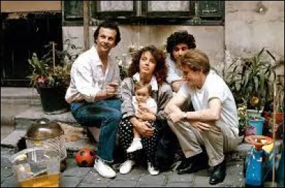 Couffin : En quelle année est sorti le film "Trois hommes et un couffin" ?