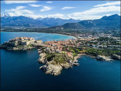 Terre corse de villages perchés et de petites villes littorales au charme certain (Calvi, l'Ile-Rousse), c'est ?