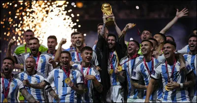 La Coupe du monde de football 2022 s'est déroulée au Qatar du 20 novembre au 18 décembre 2022. Quel pays a finalement remporté la coupe ?