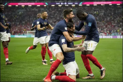 Quel pays surprise affronte la France pour les 1/2 finales ?