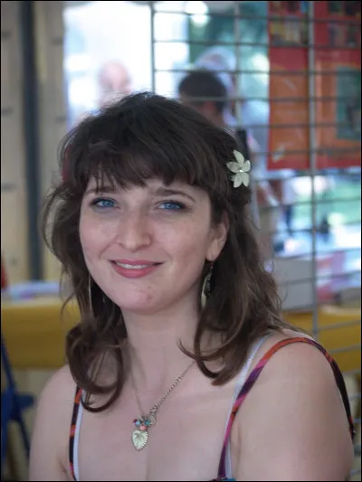 Qui a illustré le reste des autres tomes, à partir de "Parents à vendre" ?