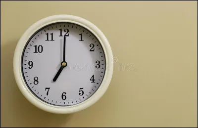 Quelle est l'heure indiquée sur cette horloge ?