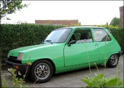 Quelle nuance de vert porte cette belle R5, des années 70 ?