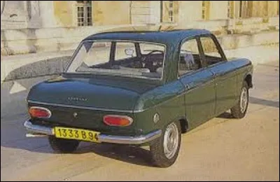 Voici un des premières Peugeot 204 de 1965. Quelle est cette couleur de carrosserie ?