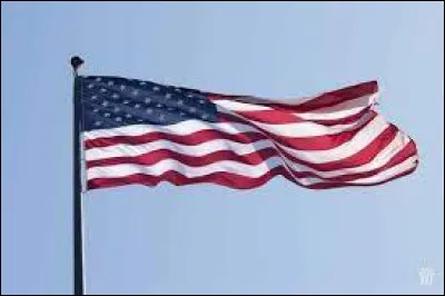 Combien y a-t-il d'étoiles sur le drapeau des États-Unis ?