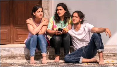 Un film sorti le 23 novembre 2022 sur Netflix. Quel est ce film dramatique, réalisé par Sally El Hosaini, dans lequel on peut voir Nathalie Issa, Manal Issa et Matthias Schweighöfer ?