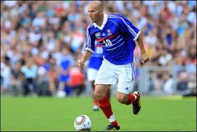 Zinédine Zidane figure dans le top 10 des meilleurs buteurs de l'histoire de l'équipe de France.