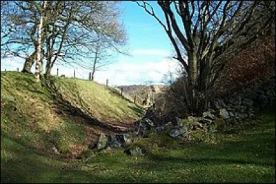 O&ugrave; a &eacute;t&eacute; construit le mur d'Antonin vers 140 ?