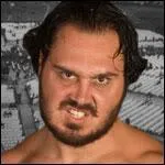 Comment s'appelle le rookie gant de John Morrison ( de NXT saison 2 ) ?