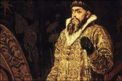 Quelles actions permettent à Ivan IV Vassiliévitch (dit le Terrible) de s'imposer comme le nouveau tsar de l'Empire russe ?