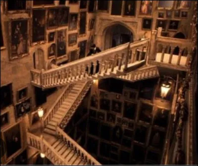 Combien y a-t-il d’escaliers &agrave; Poudlard ?