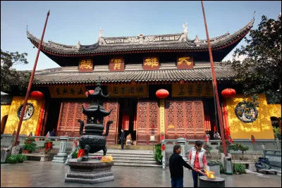 Lieu d'exception : Comment s'appelle ce célèbre temple de Shanghai ?
