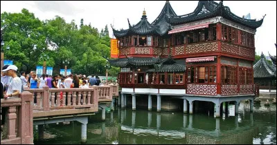 Monument : Qu'abrite ce monument appelé Lao Shanghai ?
