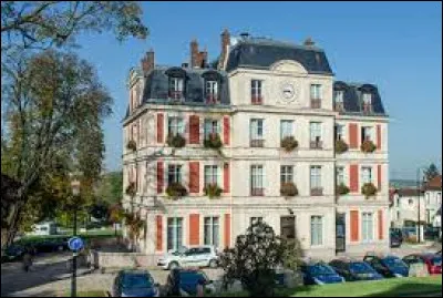 Nous partons maintenant en Île-de-France, à Domont. Ville de l'arrondissement de Sarcelles, elle se situe dans le département ...